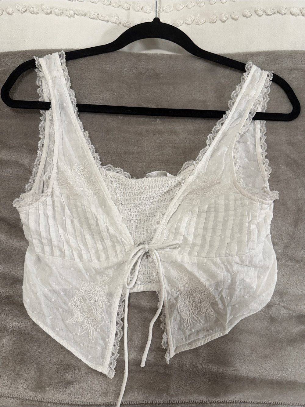 Zara XS White Lace Tie-Front Cropped Tank